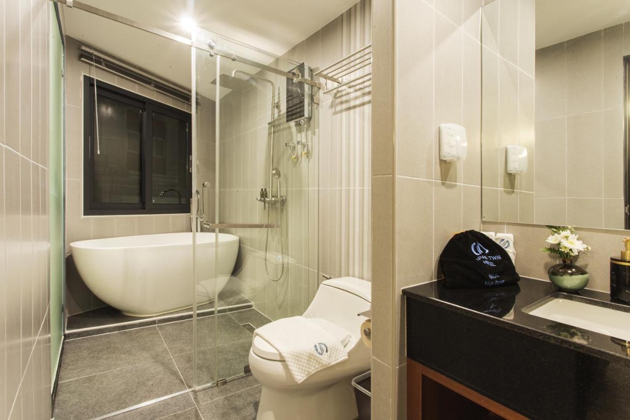 Thapae Twins Hotel Chiang Mai Exterior foto