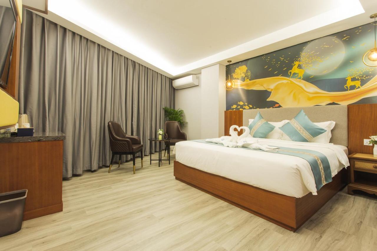 Thapae Twins Hotel Chiang Mai Exterior foto